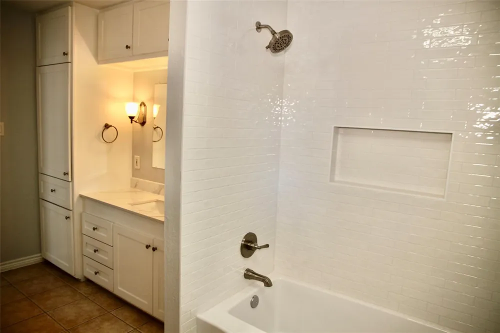 529 E Shore Drive Clear Lake Shores, TX 77565