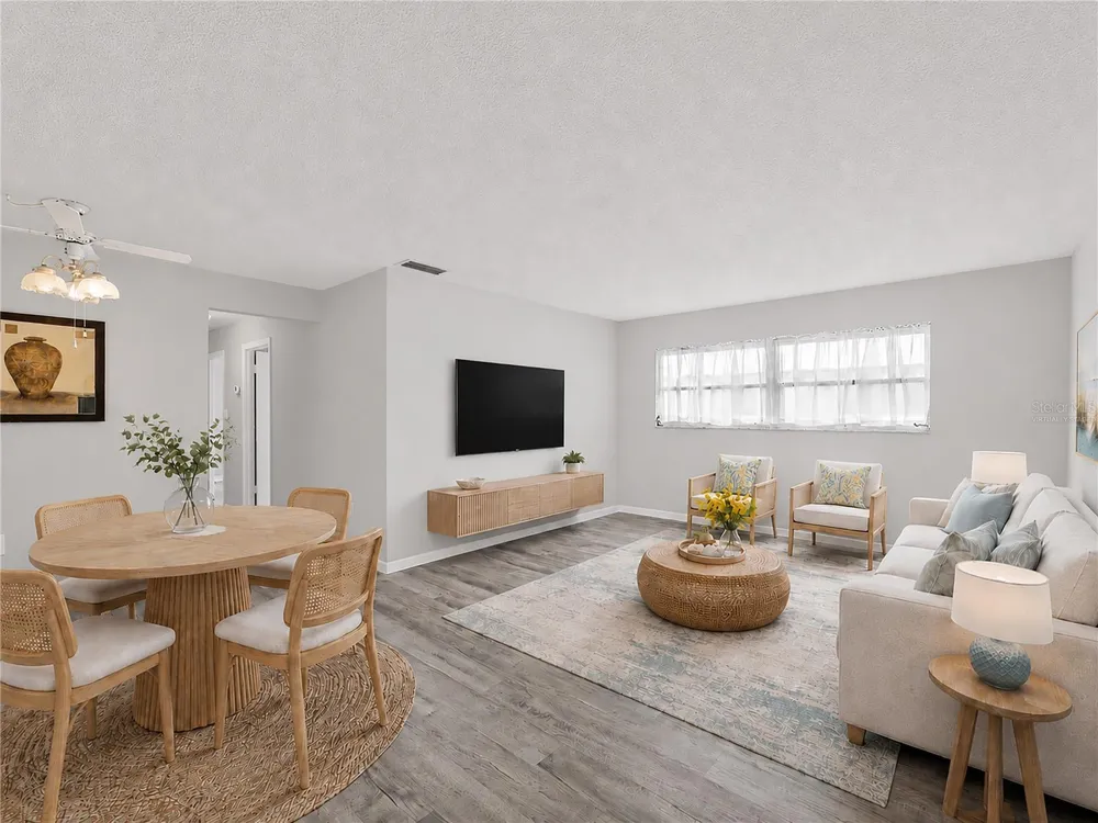 460 BASE AVENUE E #128 Venice, FL 34285