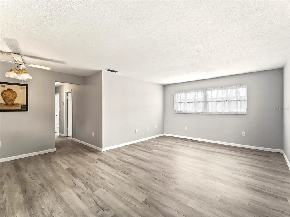 460 BASE AVENUE E #128 Venice, FL 34285