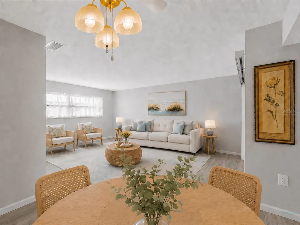 460 BASE AVENUE E #128 Venice, FL 34285