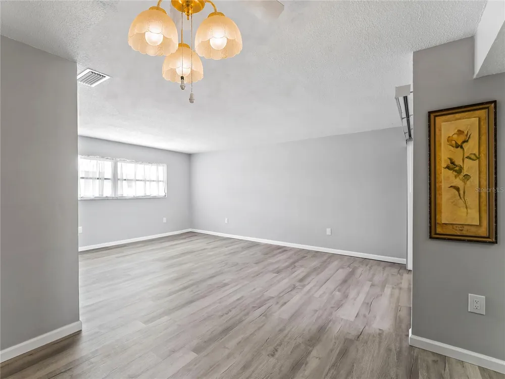 460 BASE AVENUE E #128 Venice, FL 34285