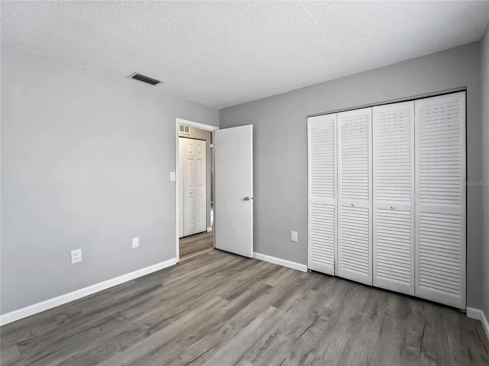 460 BASE AVENUE E #128 Venice, FL 34285