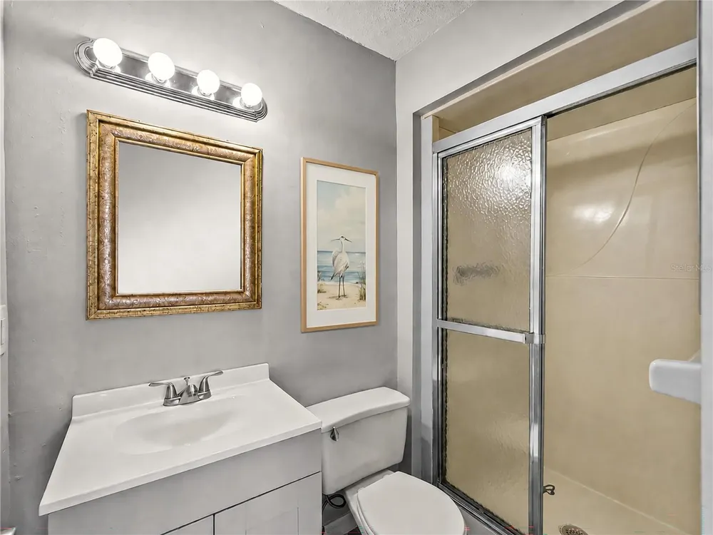 460 BASE AVENUE E #128 Venice, FL 34285