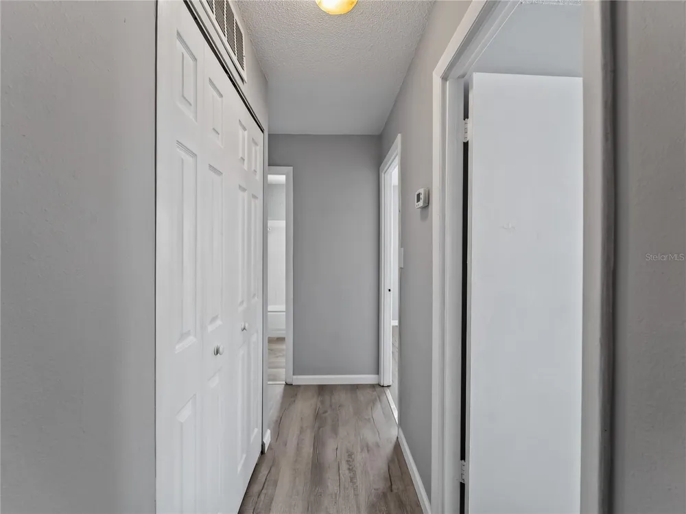 460 BASE AVENUE E #128 Venice, FL 34285