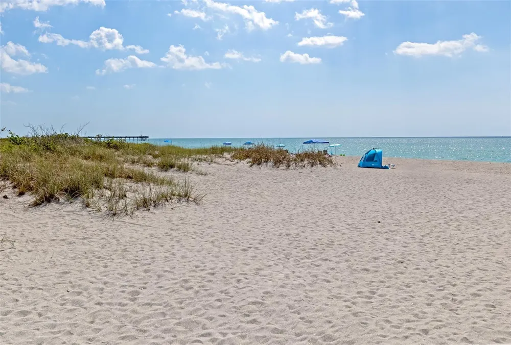 460 BASE AVENUE E #128 Venice, FL 34285