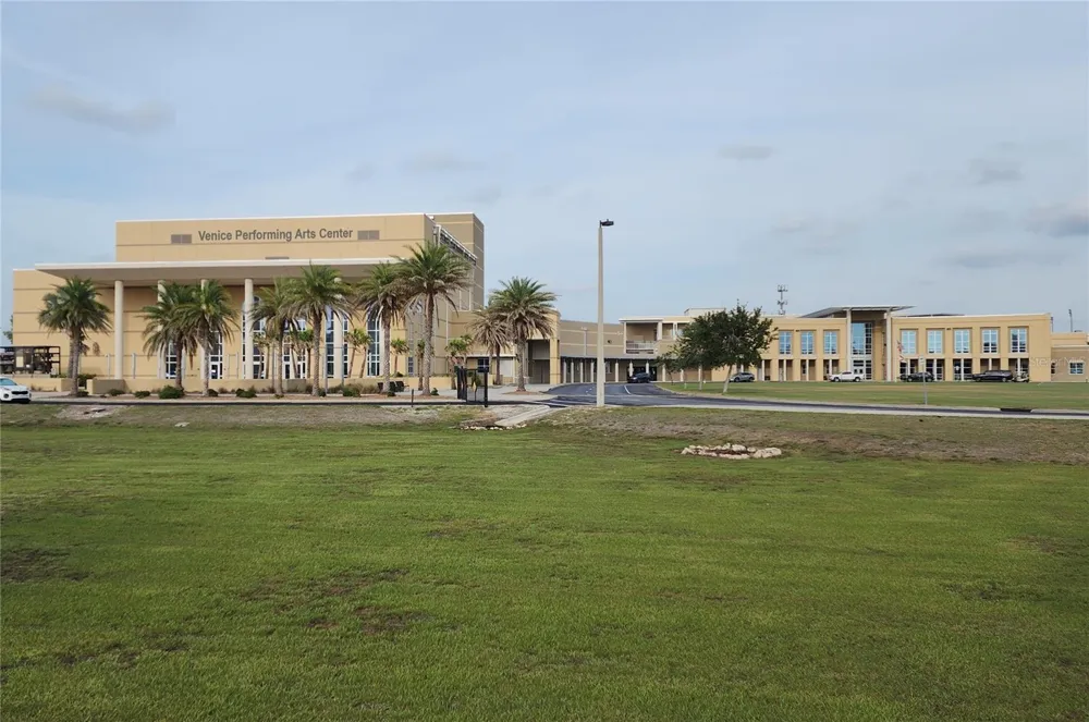 460 BASE AVENUE E #128 Venice, FL 34285