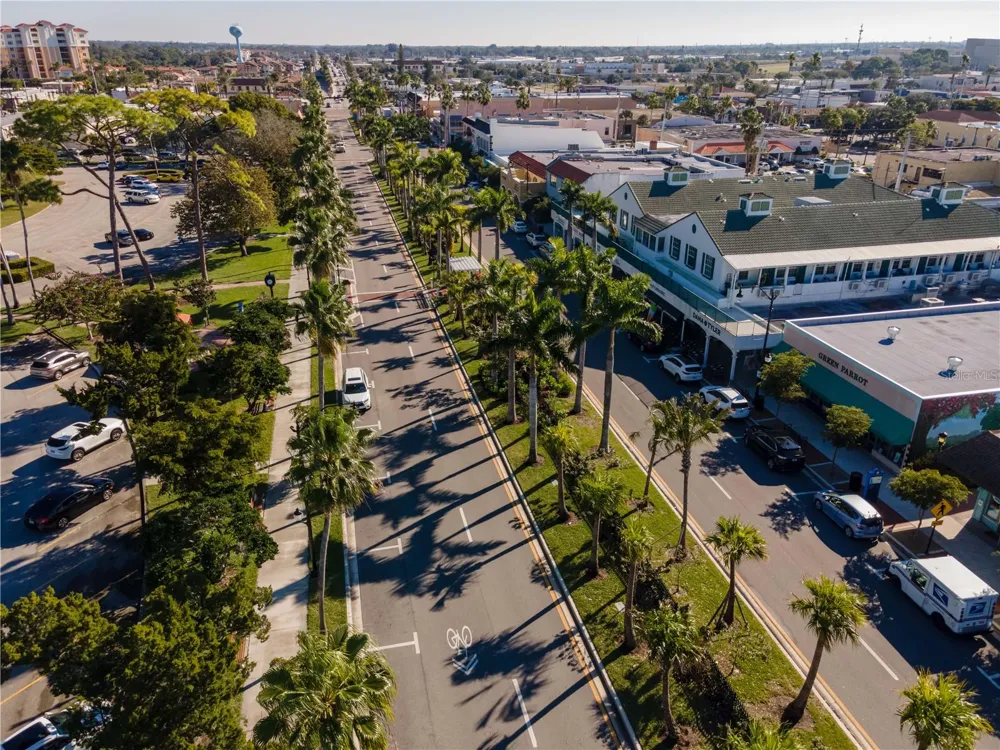 460 BASE AVENUE E #128 Venice, FL 34285