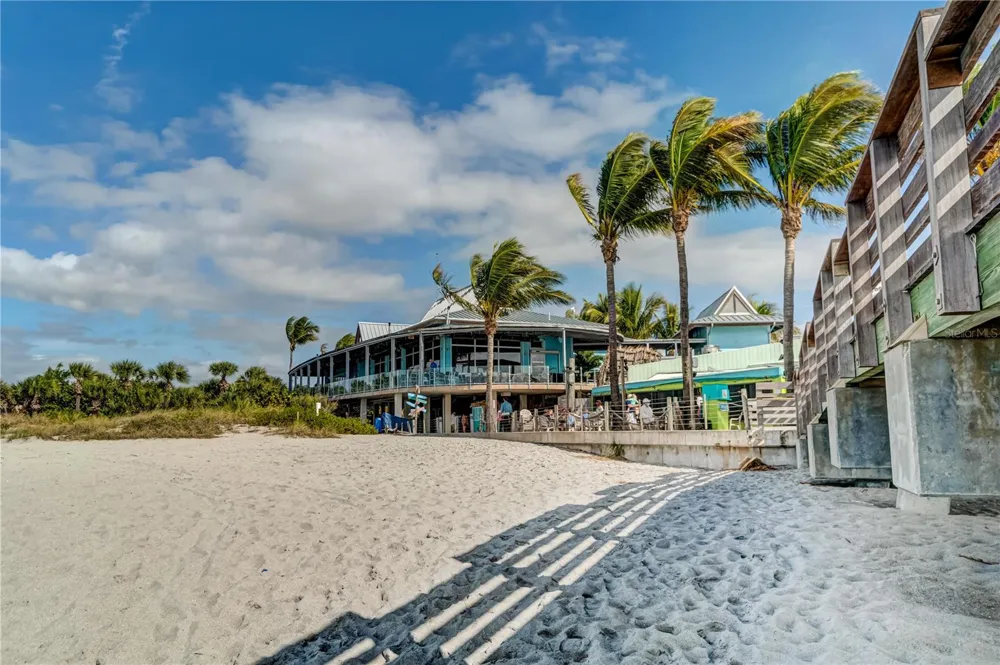 460 BASE AVENUE E #128 Venice, FL 34285