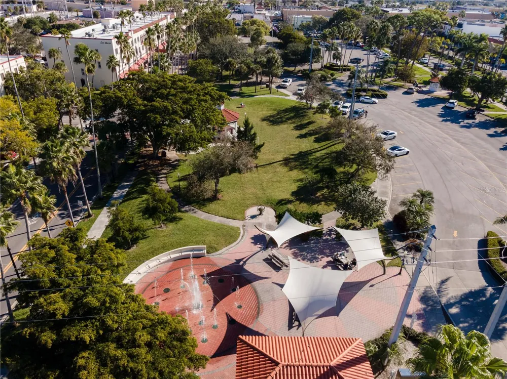 460 BASE AVENUE E #128 Venice, FL 34285