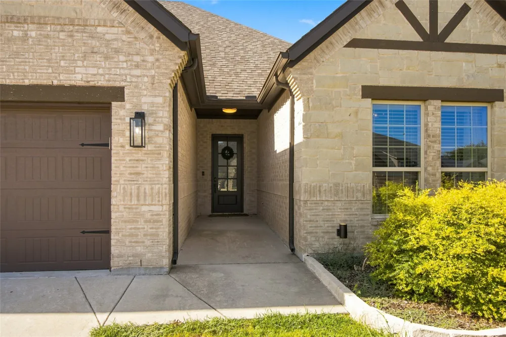 713 Chaparral Road Sanger, TX 76266