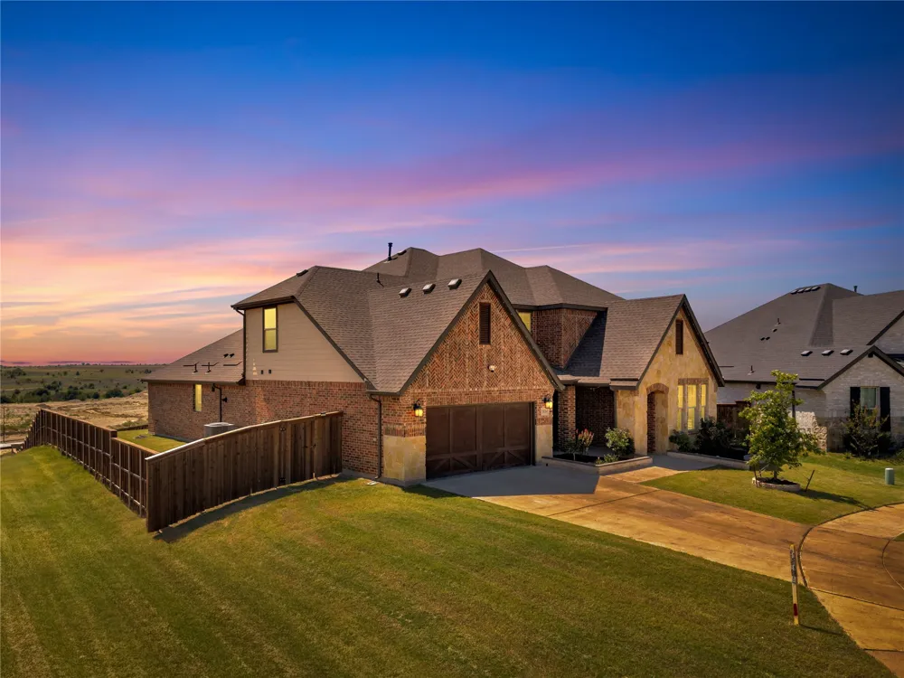 5884 Turner May Drive Fort Worth, TX 76126