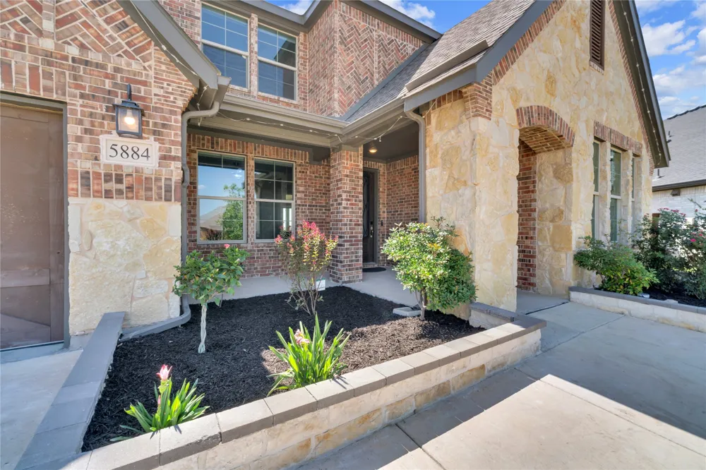 5884 Turner May Drive Fort Worth, TX 76126