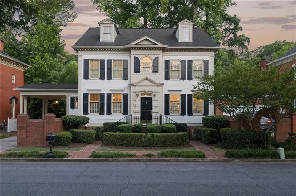 3941 Muirfield Square Duluth, GA 30096