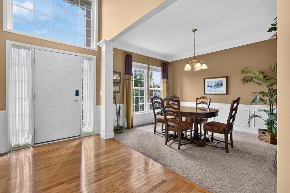 4240 Merriman Loop Howell, MI 48843