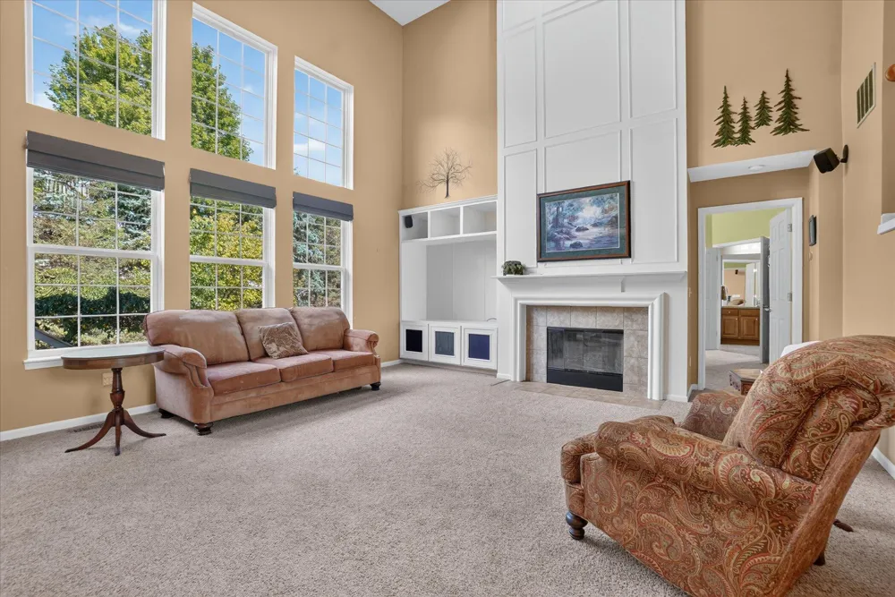 4240 Merriman Loop Howell, MI 48843