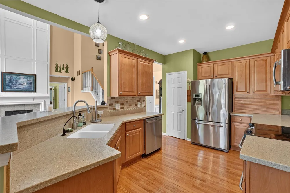 4240 Merriman Loop Howell, MI 48843