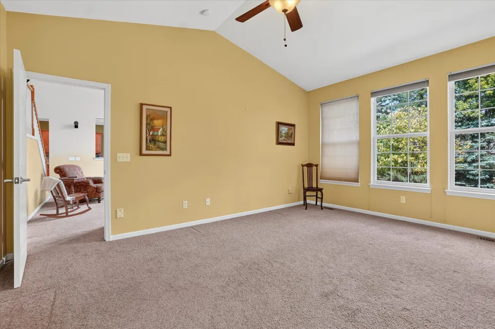 4240 Merriman Loop Howell, MI 48843