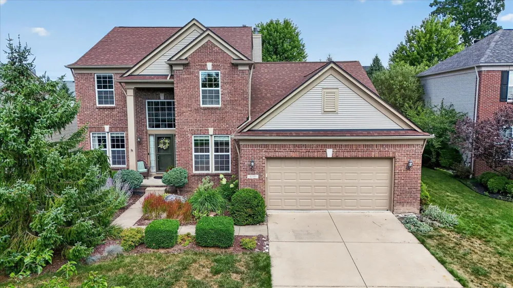 4240 Merriman Loop Howell, MI 48843