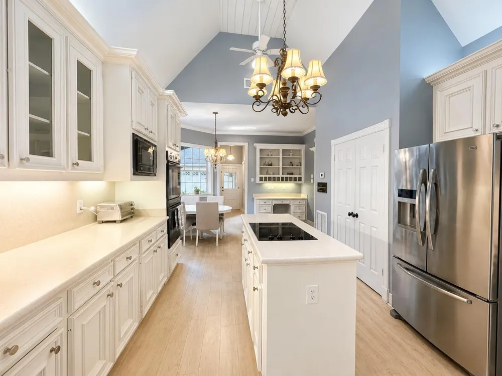 109 Ferndale Street Bellaire, TX 77401