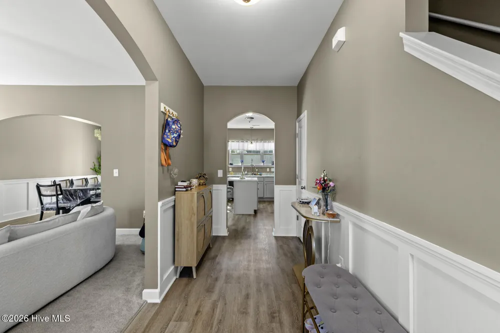 709 W Warner Court Hubert, NC 28539