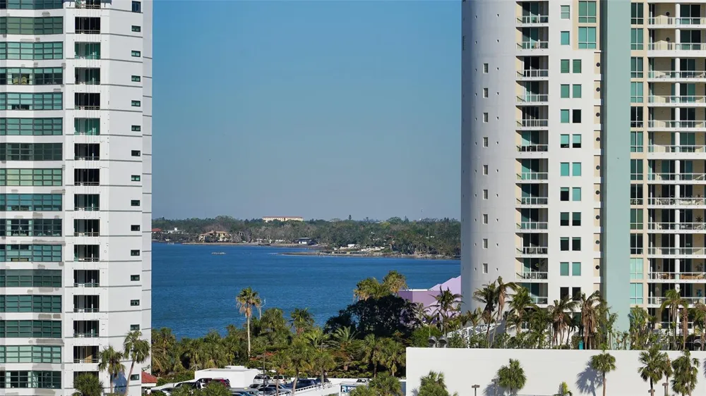 35 WATERGATE DRIVE #806 Sarasota, FL 34236