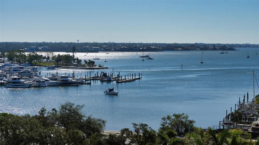 35 WATERGATE DRIVE #806 Sarasota, FL 34236
