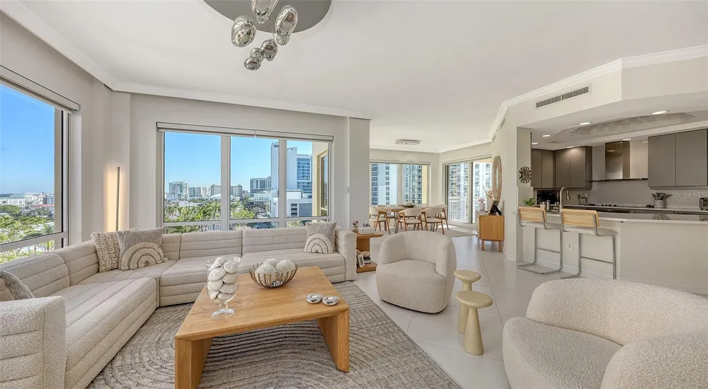 35 WATERGATE DRIVE #806 Sarasota, FL 34236