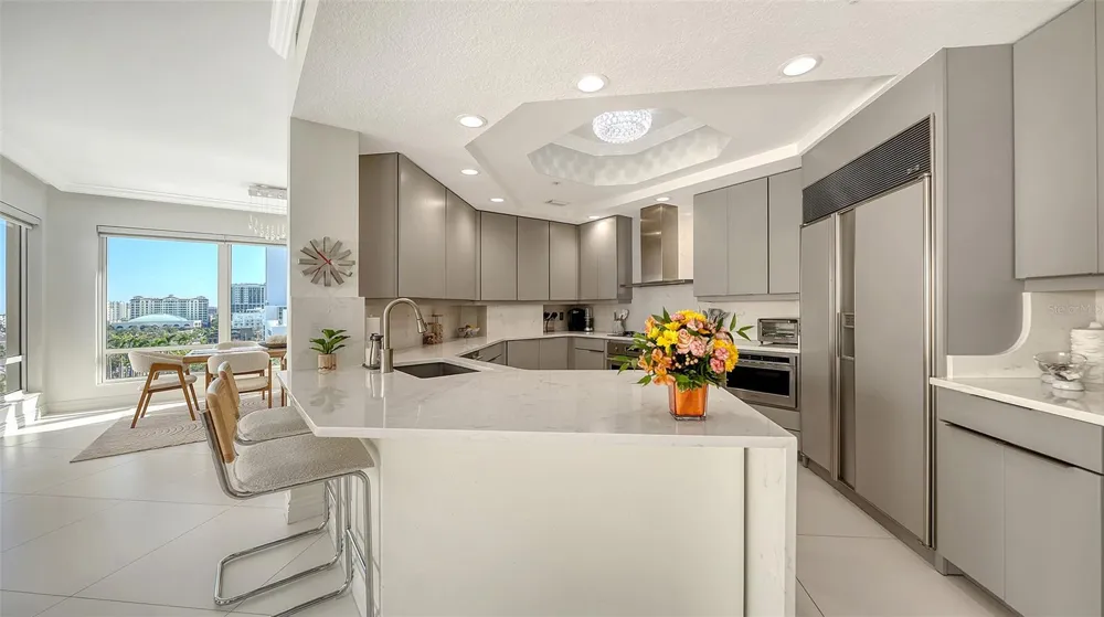35 WATERGATE DRIVE #806 Sarasota, FL 34236