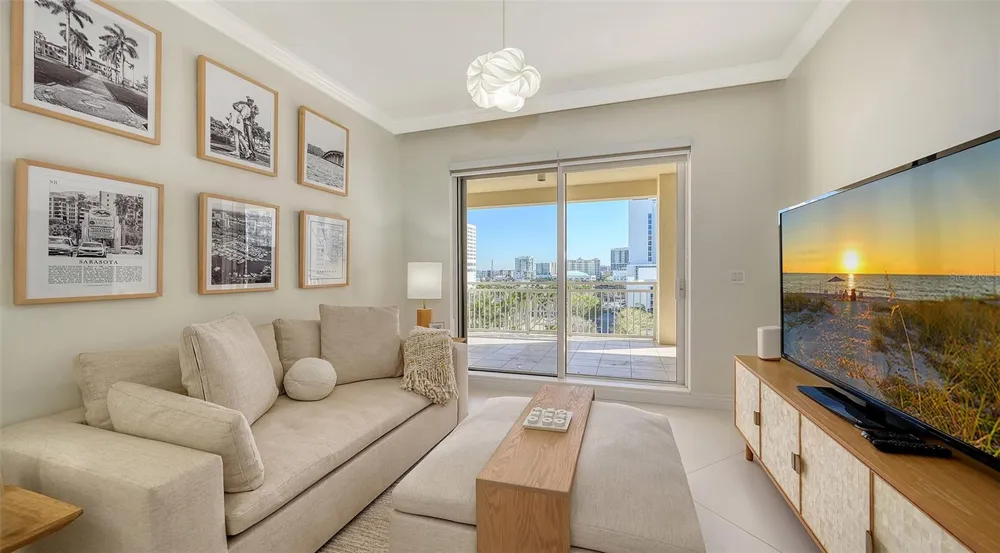 35 WATERGATE DRIVE #806 Sarasota, FL 34236