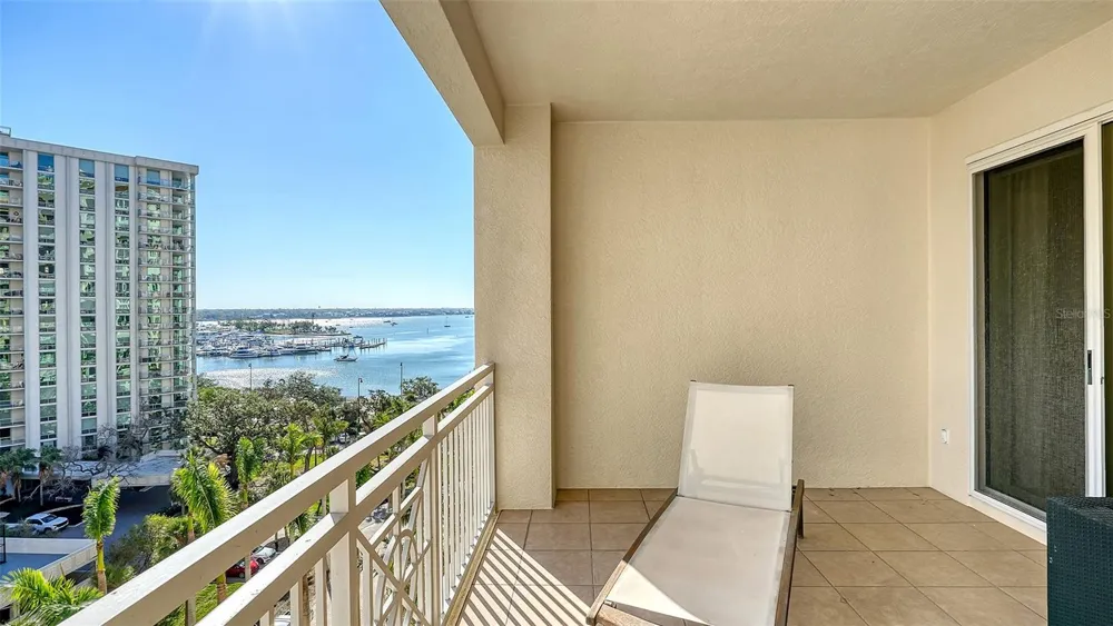 35 WATERGATE DRIVE #806 Sarasota, FL 34236