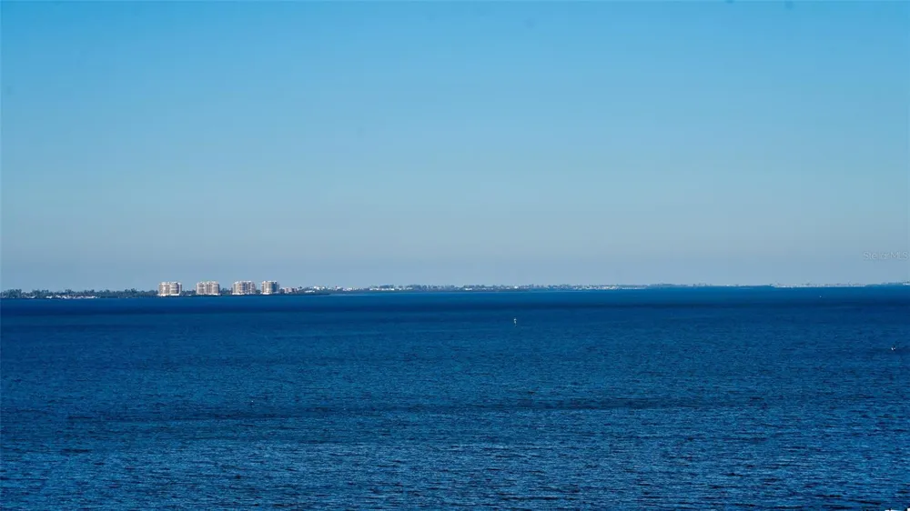 35 WATERGATE DRIVE #806 Sarasota, FL 34236