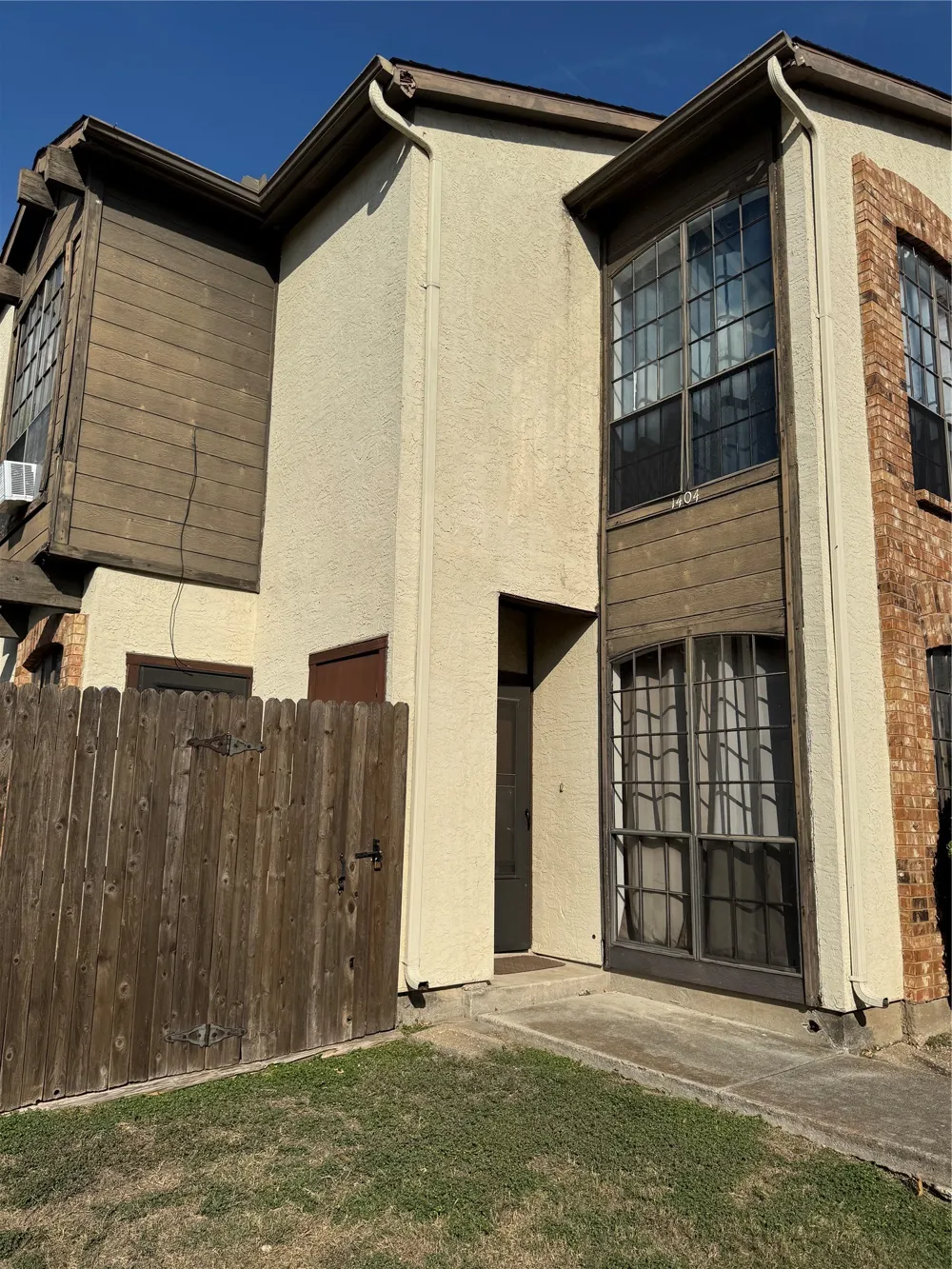 611 Oriole Boulevard #1404 Duncanville, TX 75116