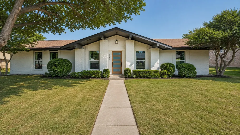 3757 Blue Trace Lane Farmers Branch, TX 75244