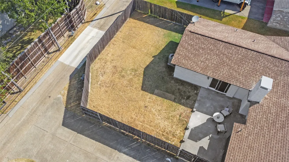 3757 Blue Trace Lane Farmers Branch, TX 75244