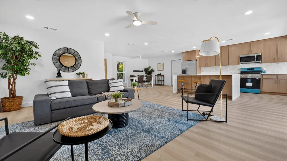 3757 Blue Trace Lane Farmers Branch, TX 75244
