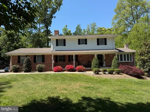 1000 LONDONDERRY DRIVE