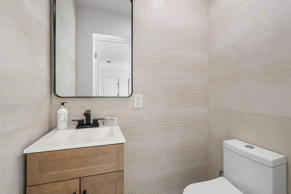 2538 SW 13th Court Boynton Beach, FL 33426