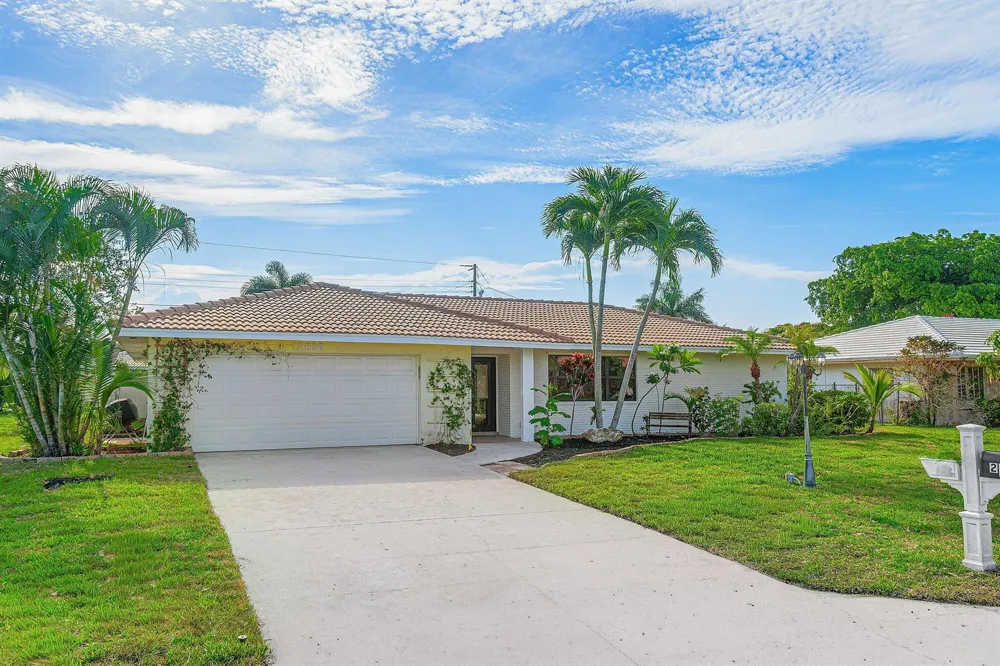 2538 SW 13th Court Boynton Beach, FL 33426