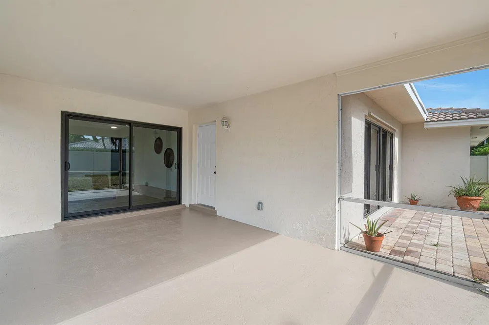 2538 SW 13th Court Boynton Beach, FL 33426