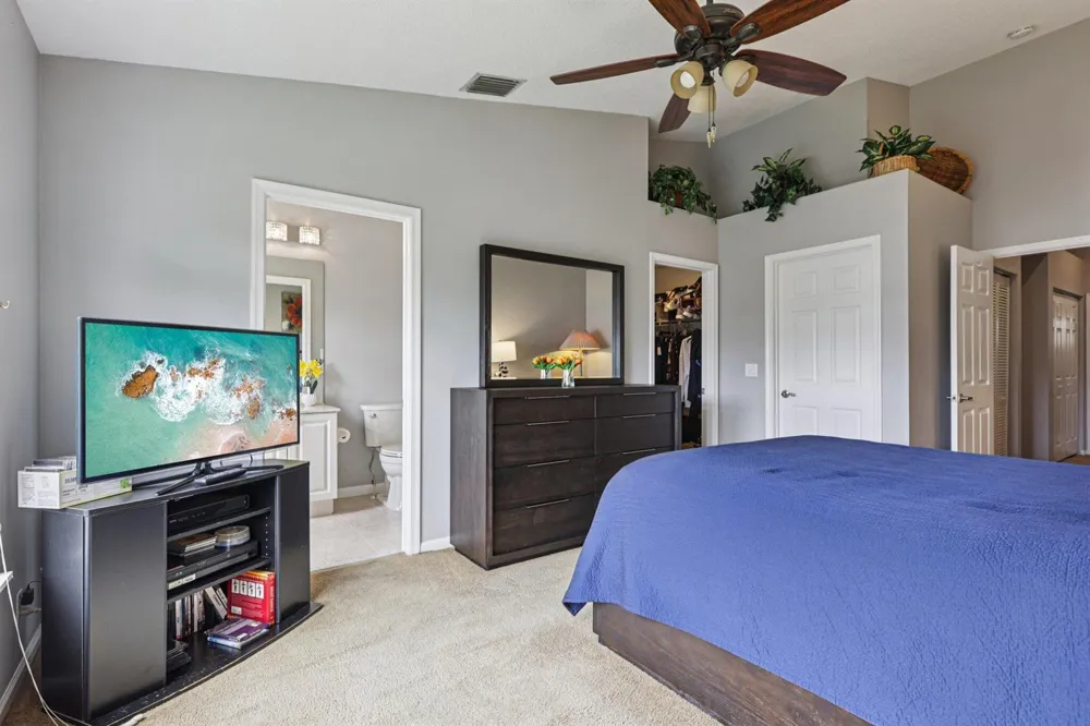 9070 TREMEZZO LANE Boynton Beach, FL 33472