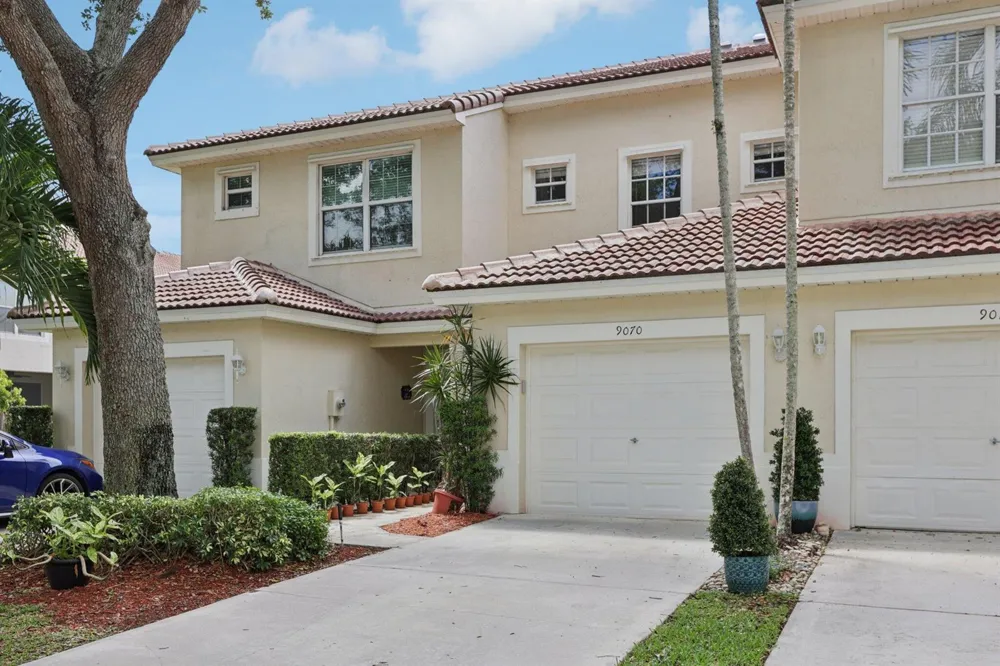 9070 TREMEZZO LANE Boynton Beach, FL 33472