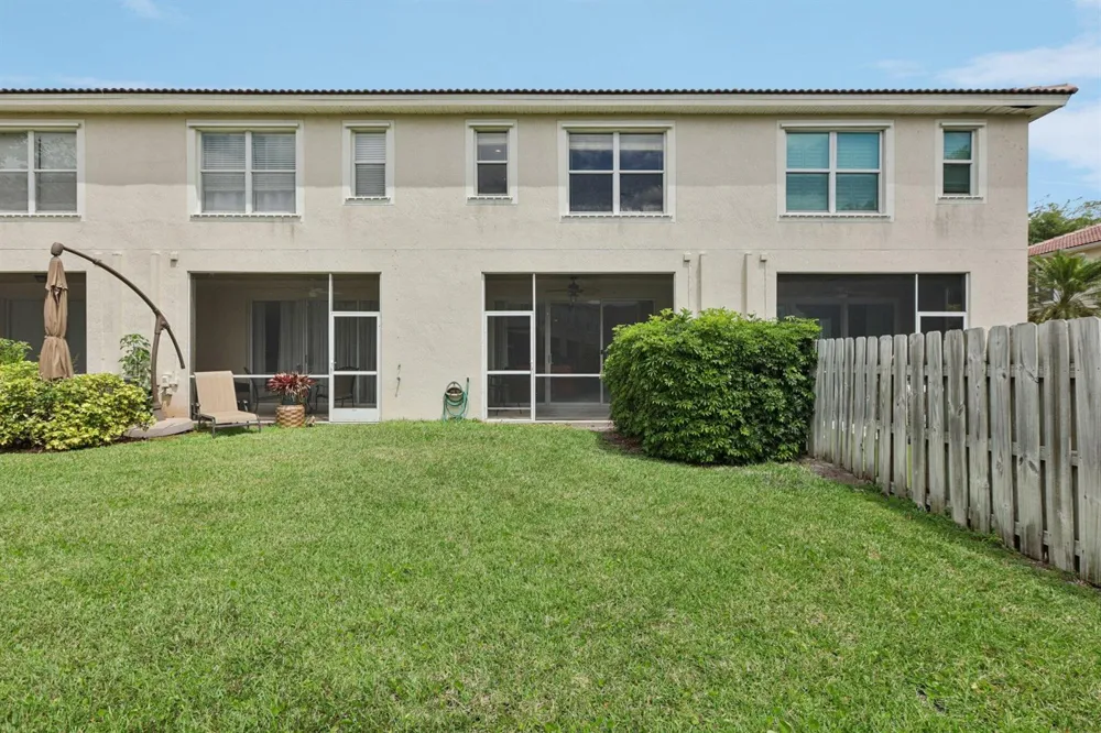 9070 TREMEZZO LANE Boynton Beach, FL 33472