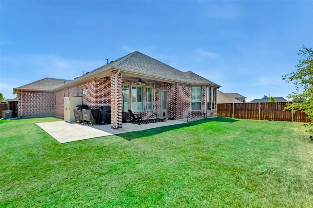 1004 Calumet Court Roanoke, TX 76262