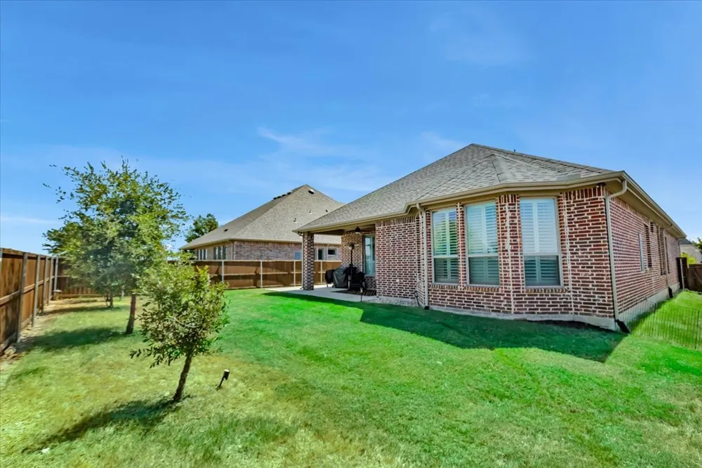 1004 Calumet Court Roanoke, TX 76262