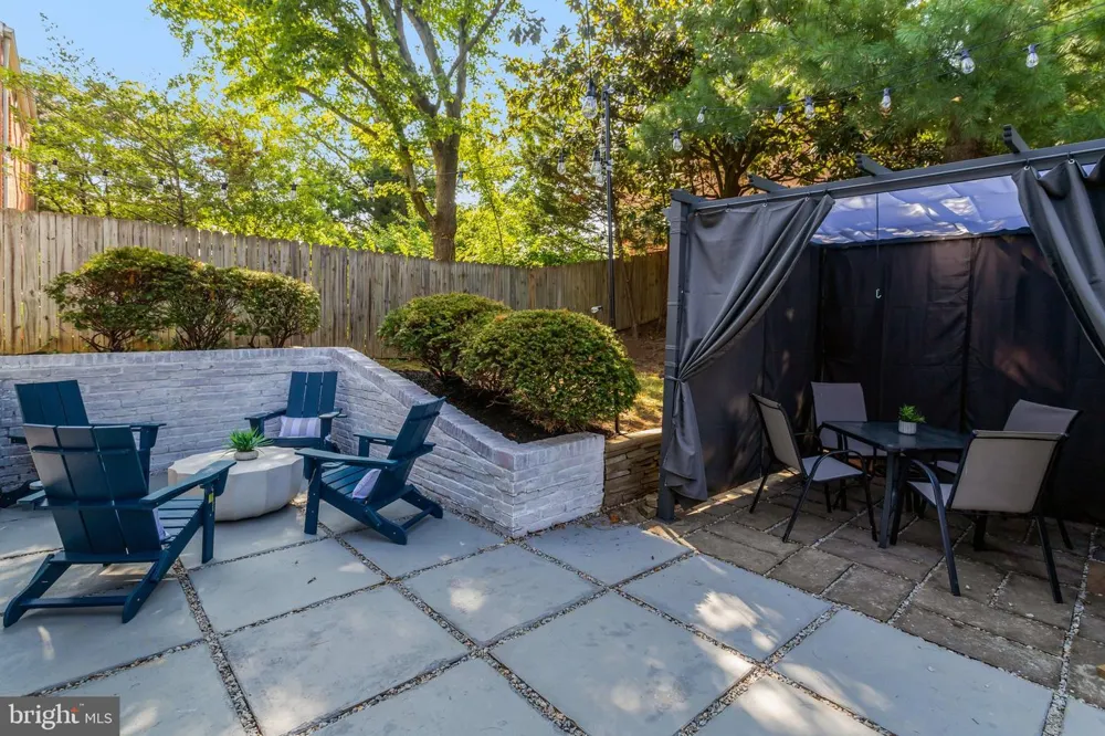 4612 9TH STREET S Arlington, VA 22204