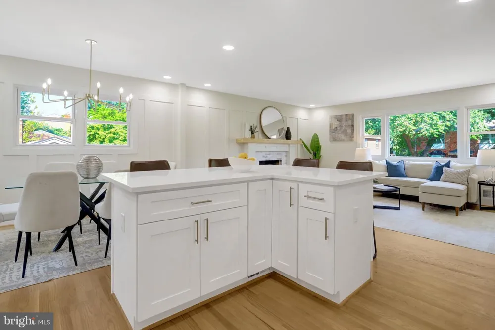4612 9TH STREET S Arlington, VA 22204