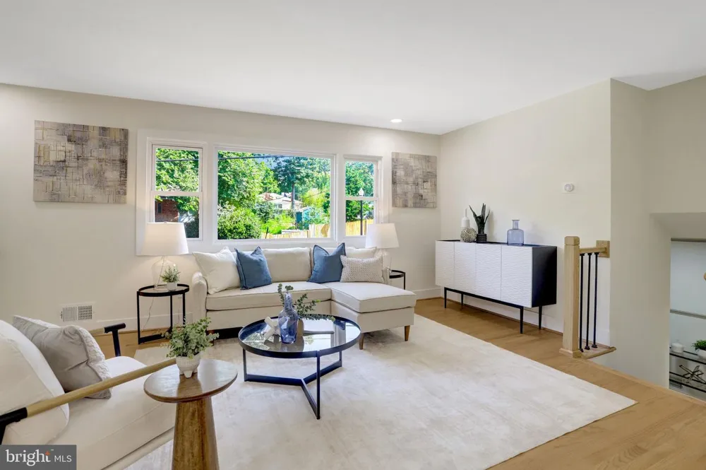 4612 9TH STREET S Arlington, VA 22204