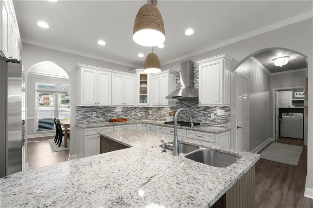 512 Old Field Cove Woodstock, GA 30189