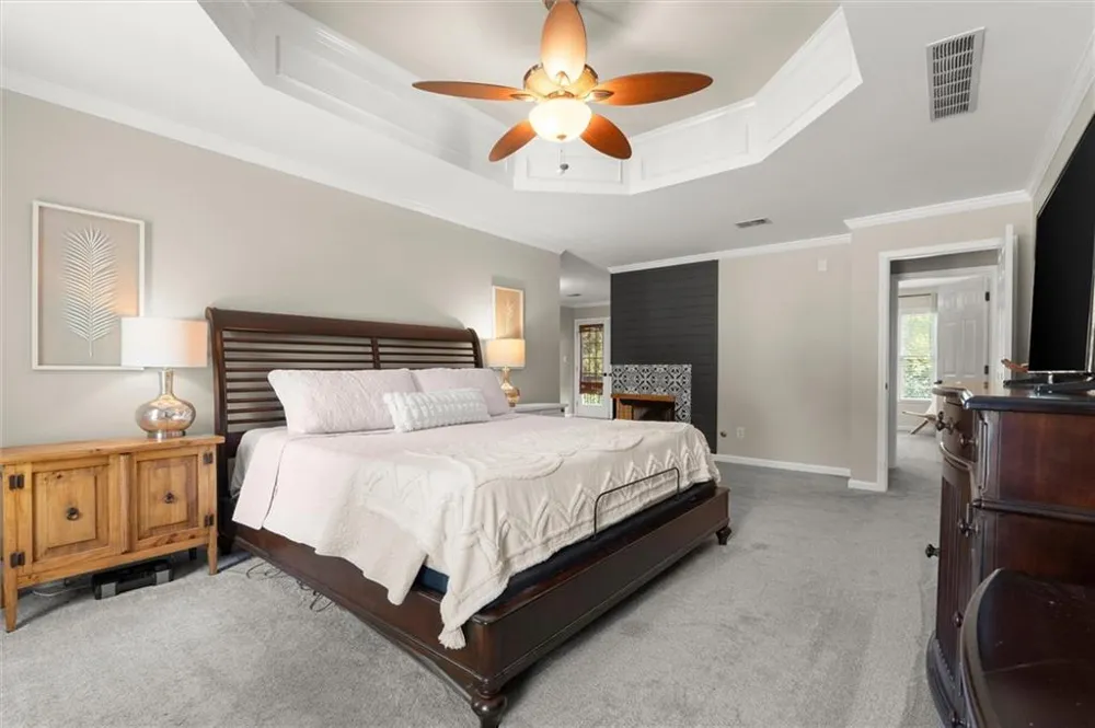 512 Old Field Cove Woodstock, GA 30189