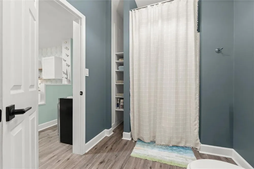 512 Old Field Cove Woodstock, GA 30189
